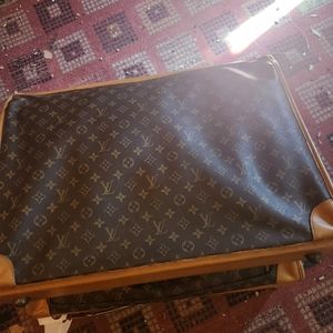 Vuitton garment bag temporarily not for sale Temporarily
